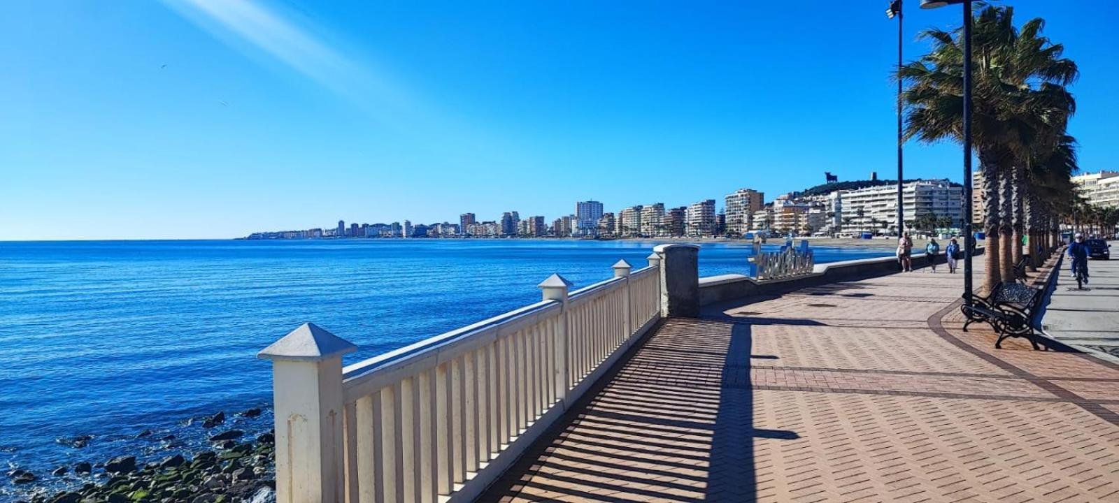 Primera Linea De Playa Benalmadena La Perla Playa Paraiso Exterior photo